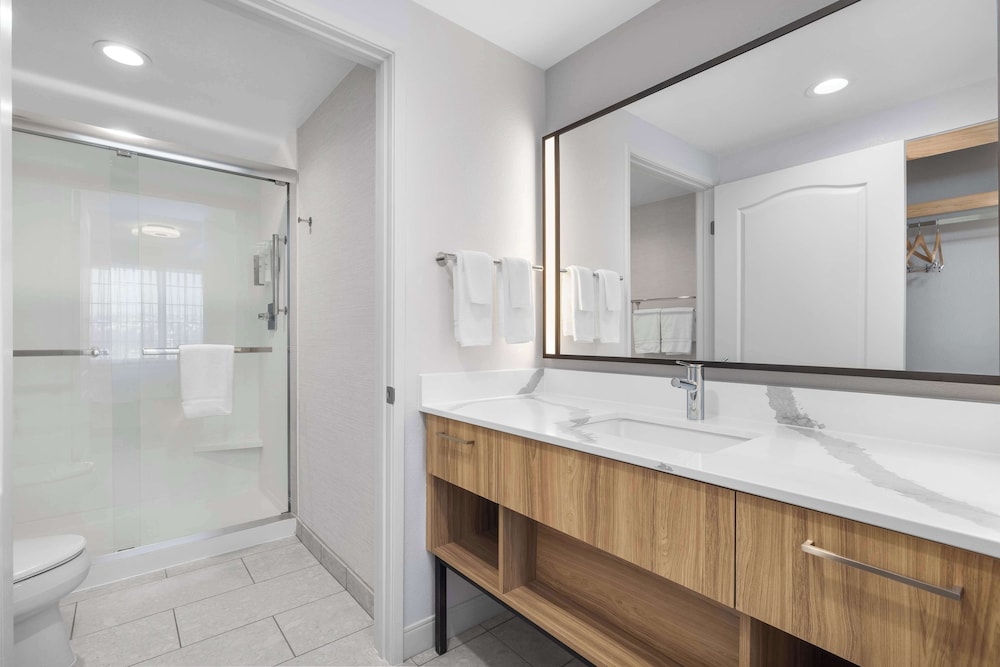 Homewood Suites by Hilton San Diego Airport Liberty Station - photo 26