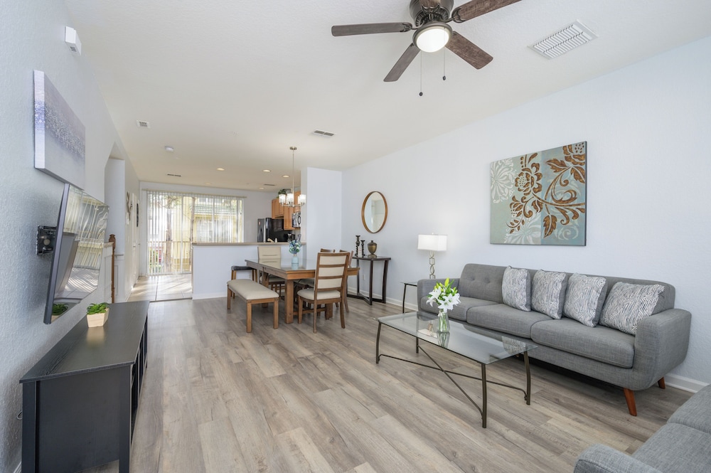 Beautiful Townhome Vista Cay Resort Direct 4010 - featured photo
