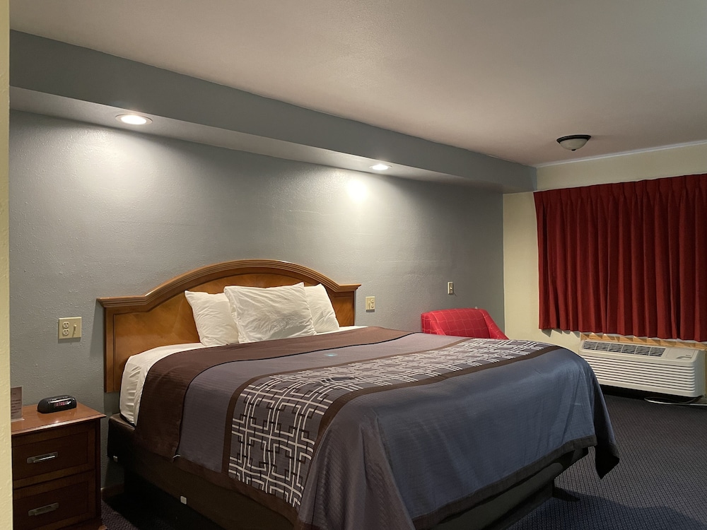 Campus Inn Motel - photo 6