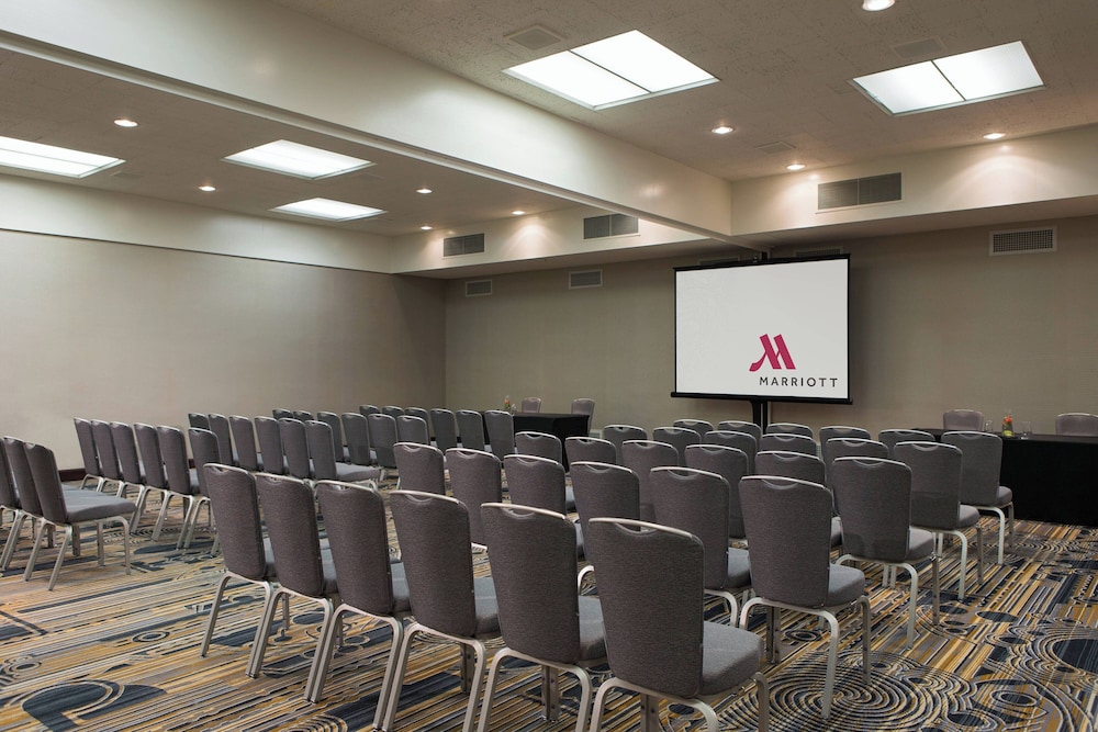 Kansas City Marriott Downtown - photo 82