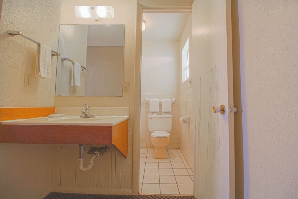 A Ok Motel Waurika OK - photo 24
