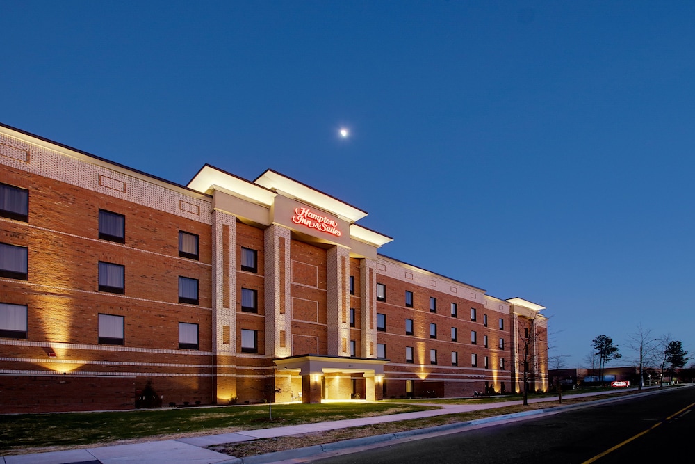 Hampton Inn & Suites Knightdale Raleigh - photo 70