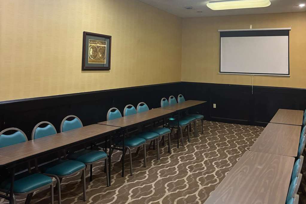 Comfort Inn & Suites Burnet - photo 32