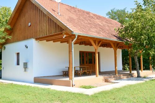 Kövidinka Vendégház in Izsak, Hungary