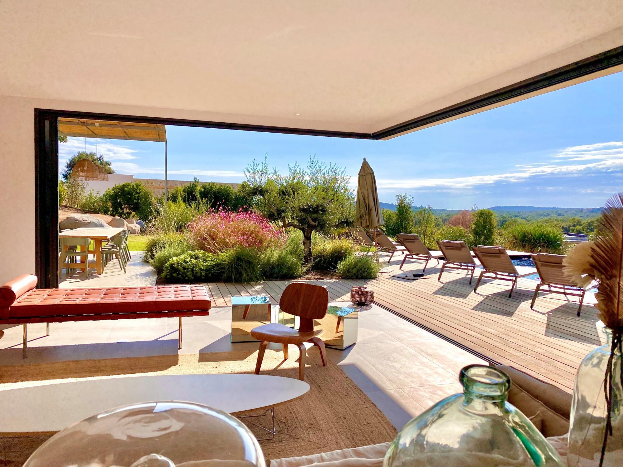 Villa U Pinu in Pinarello — 4-Star Luxury Hotel in Zonza, France