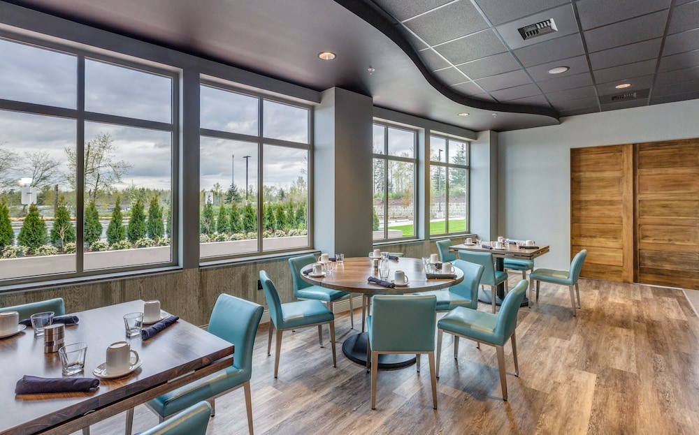 Holiday Inn & Suites Bellingham by IHG - photo 77