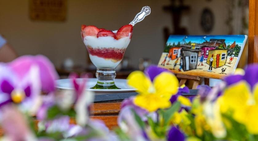 Knightsbury Guest House