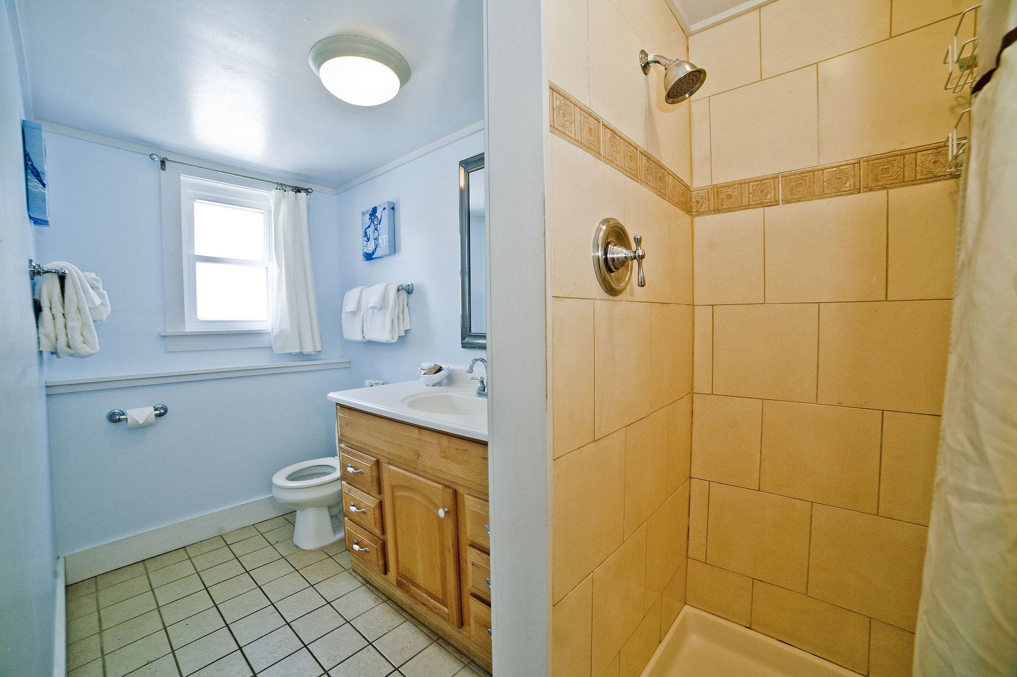 Georgianne Inn & Suites - photo 5
