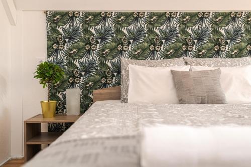 Lexi Apartman with Roof Terrace Balatonboglár — 4-Star Luxury Hotel in Balatonboglar, Hungary