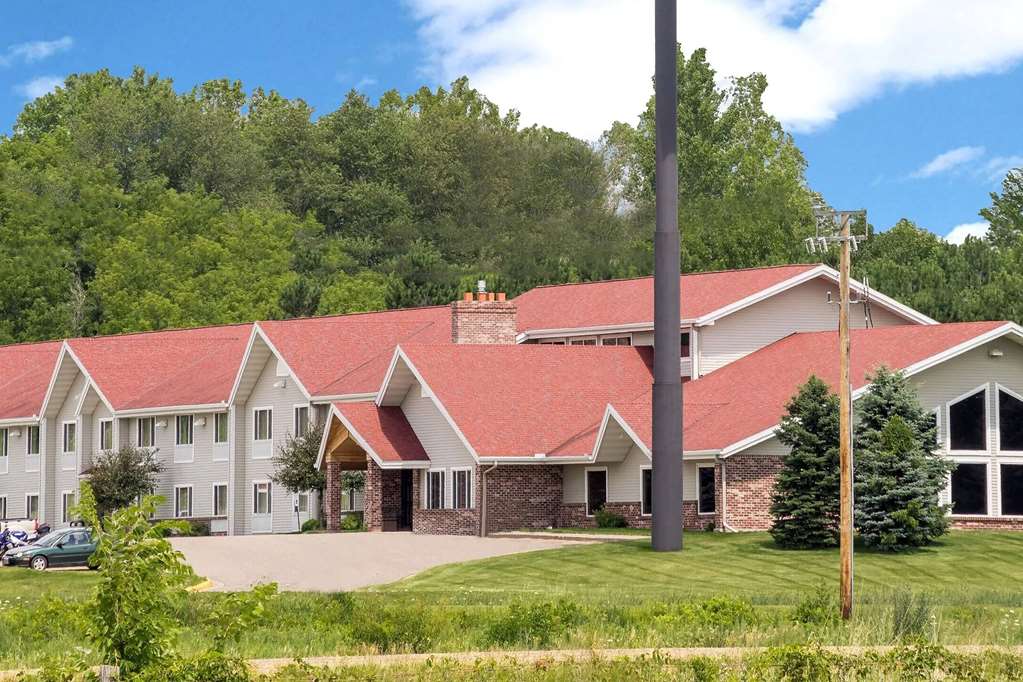 AmericInn by Wyndham Baldwin - photo 2