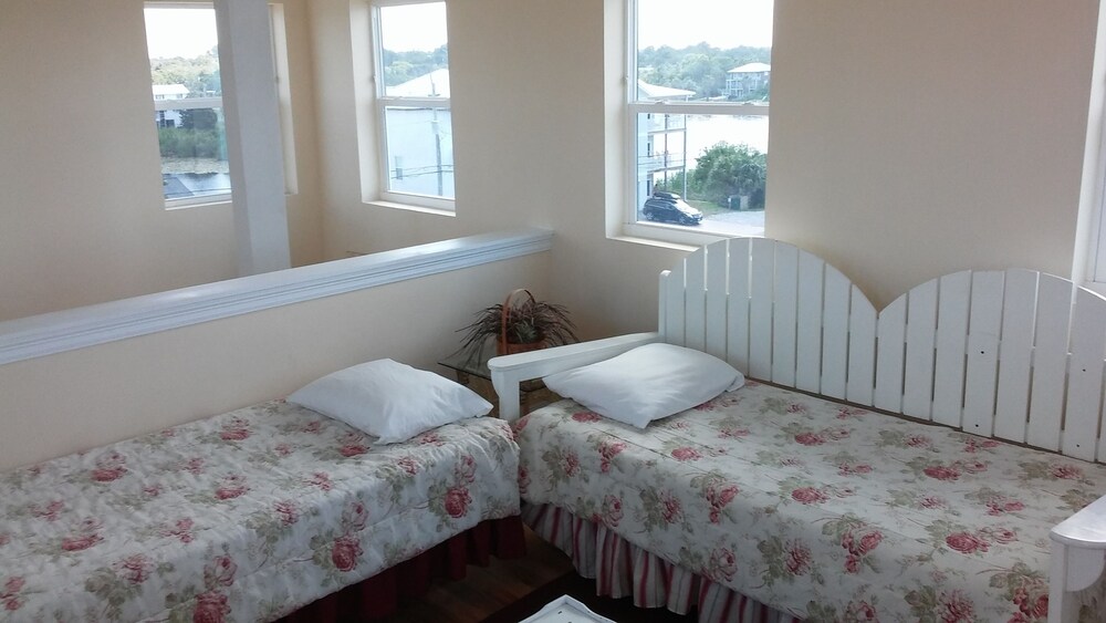 Pineapple Villas on Laguna Beach - photo 29
