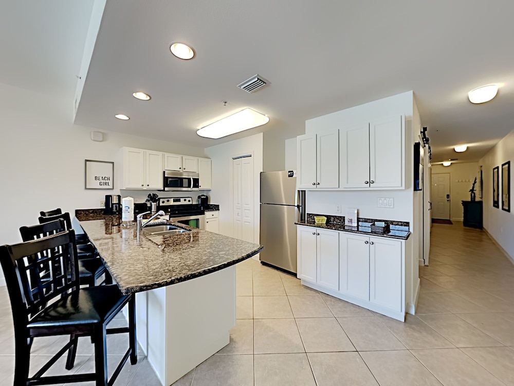 Beach Resort 305 1058526 1 Br condo by RedAwning - photo 11