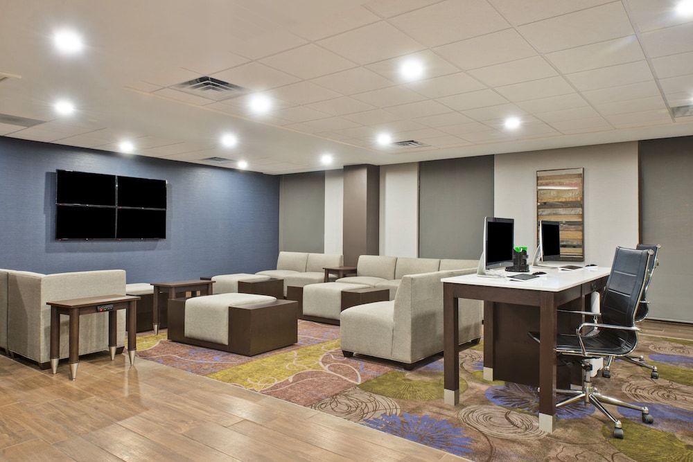 Holiday Inn Harrisburg East by IHG - photo 44