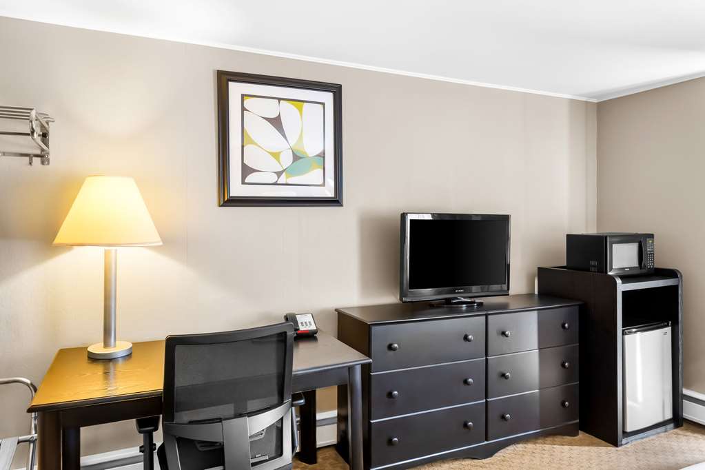 Rodeway Inn Gorham Riverside - photo 17
