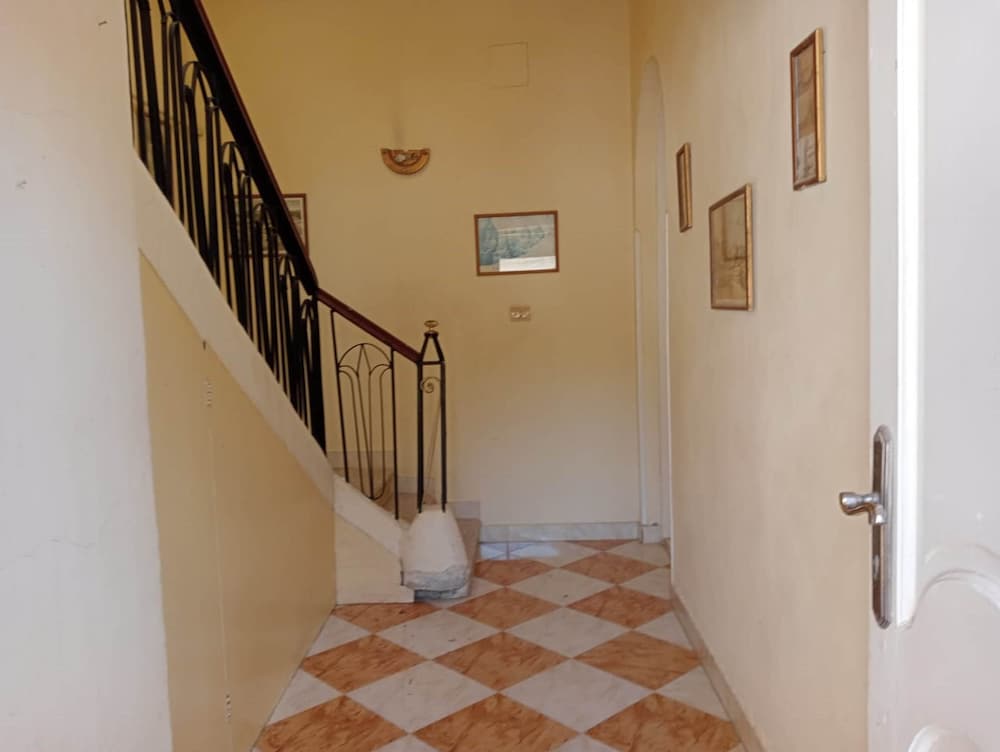 Hadi Guest House