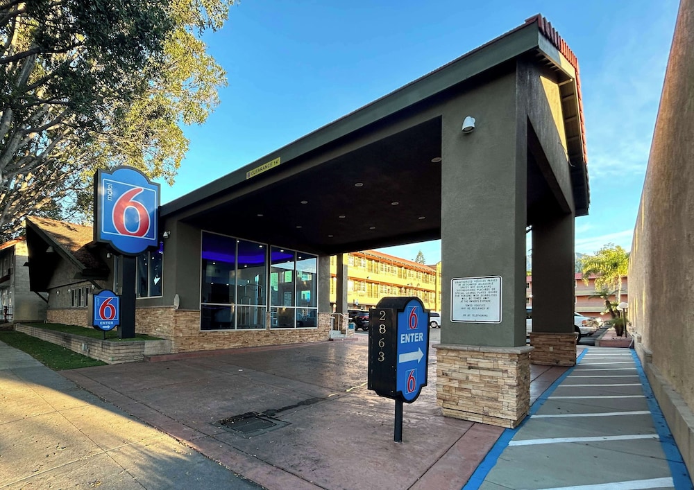 Motel 6 Pasadena CA Old Town Pasadena Area - photo 15