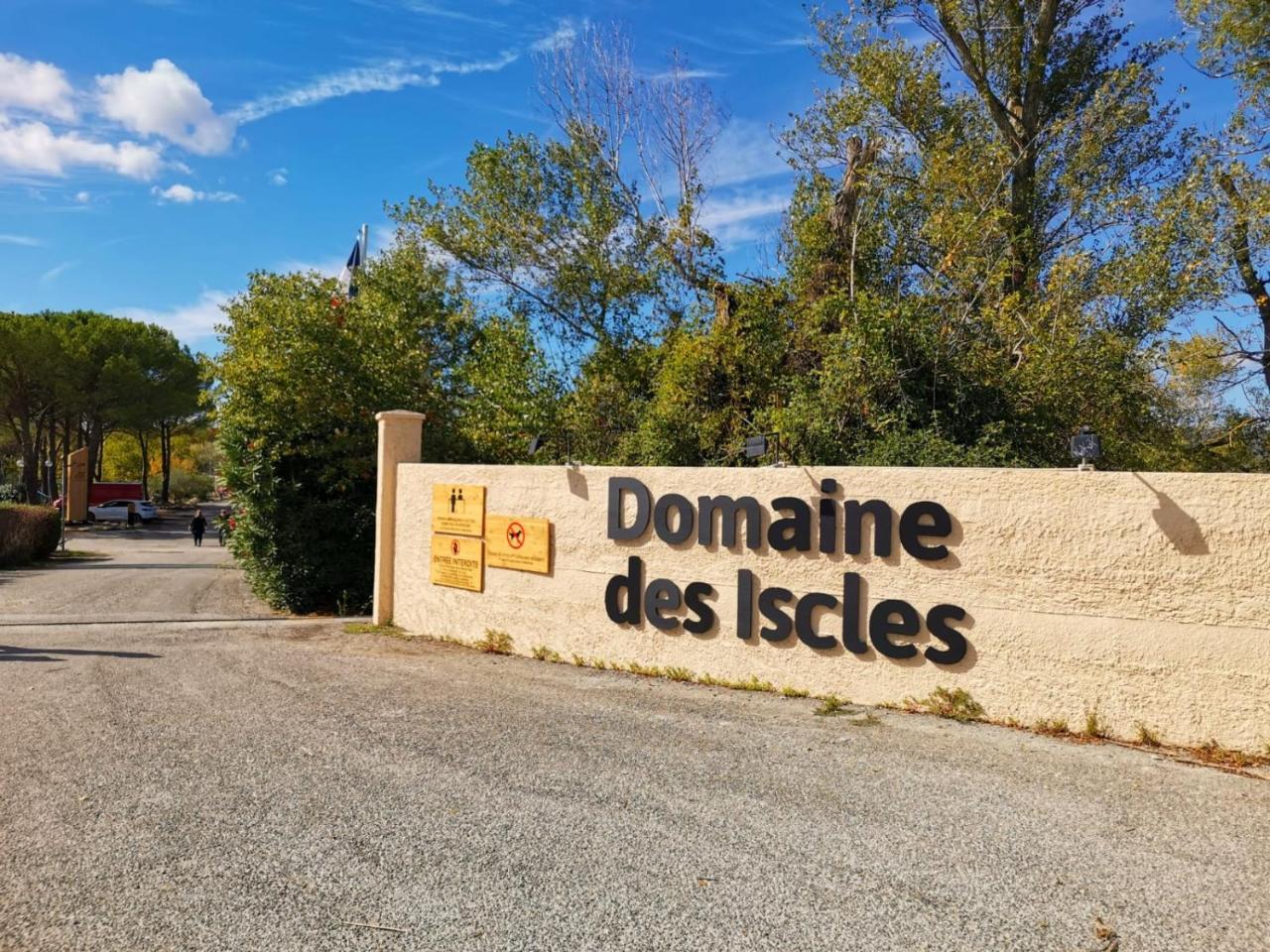 Maisonnette - carbon neutral hotel in Unknown City