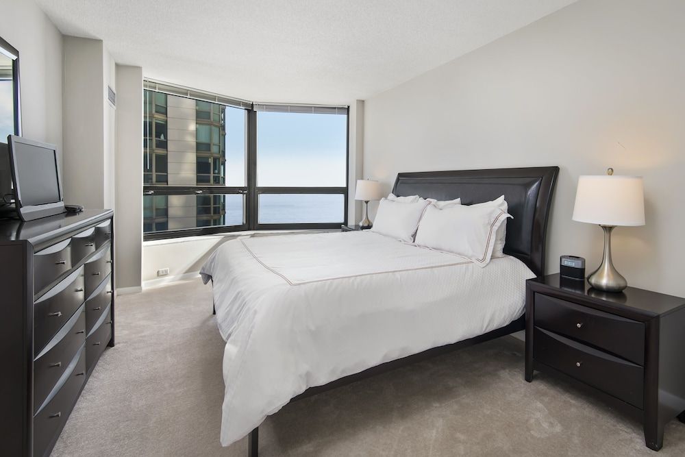 North Harbor Tower - photo 14
