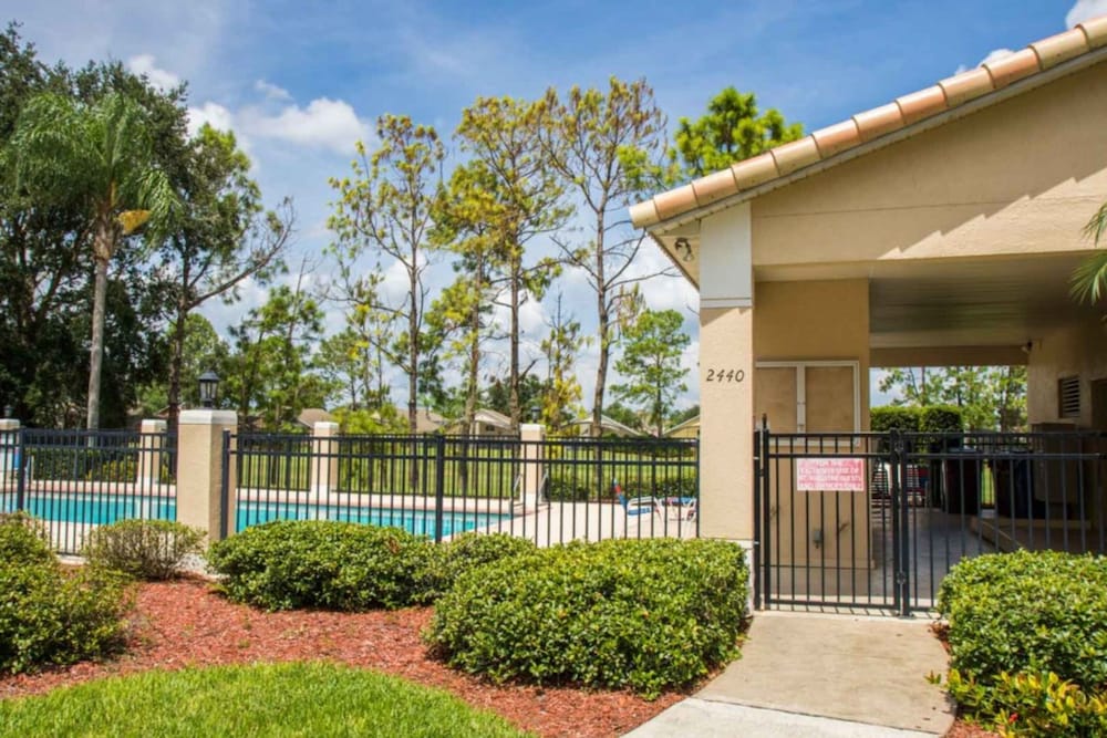 3 Bed 2 Bath In Golf Resort With Private Pool 3 Bedroom Home by RedAwning Haines City - photo 10