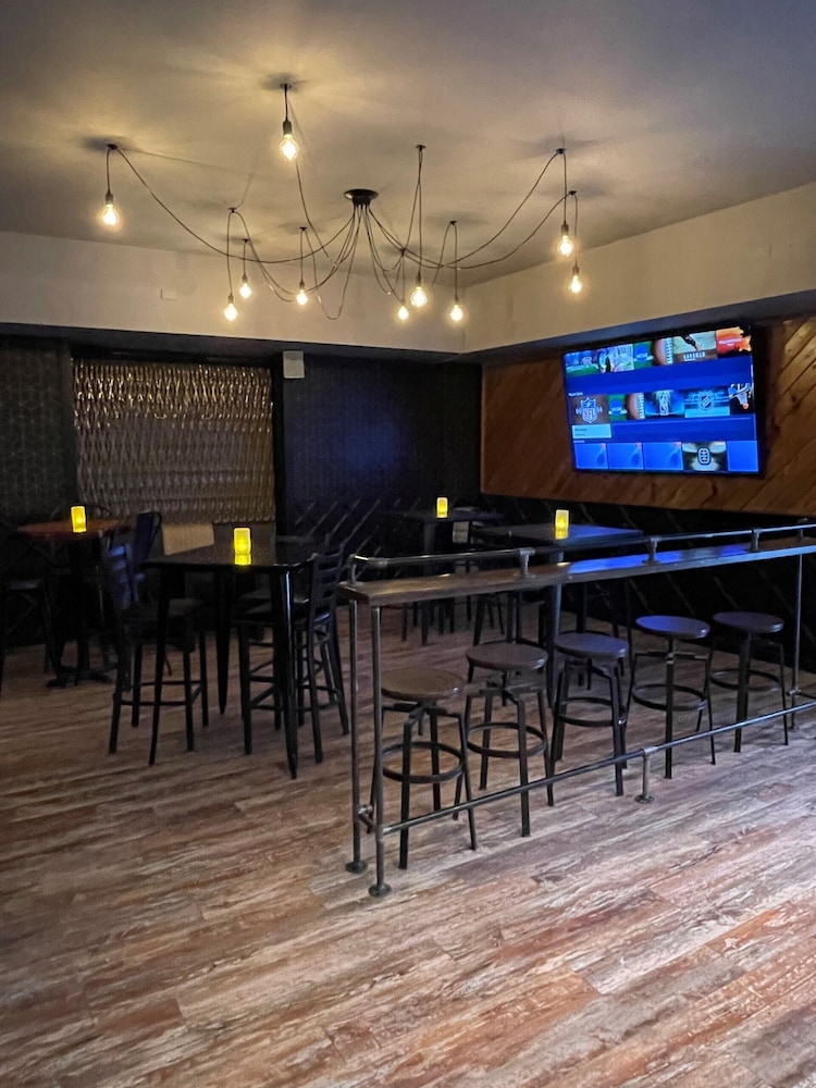 Brush inn and Suites - photo 25