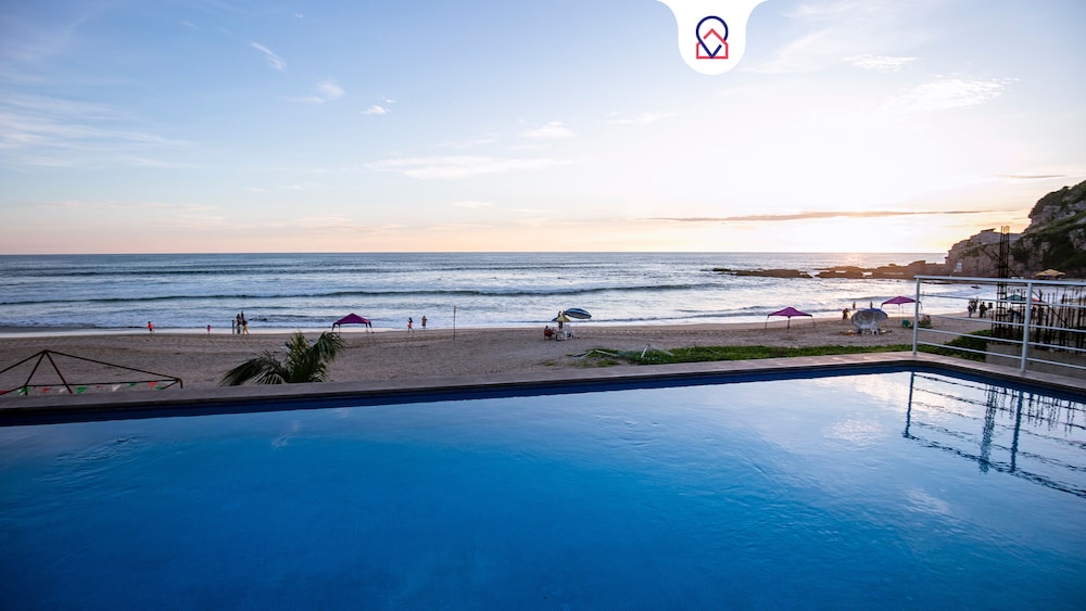 Elegant Condo at Playa Brujas with Ocean View — 4-Star Luxury Hotel in Mazatlan, Mexico