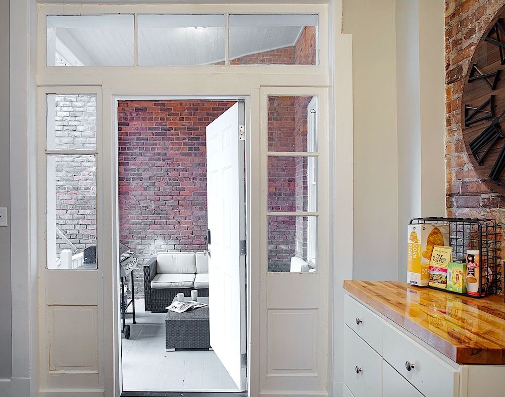 Renovated 2BR Savannah Home — 4-Star Luxury Hotel in Savannah, United States