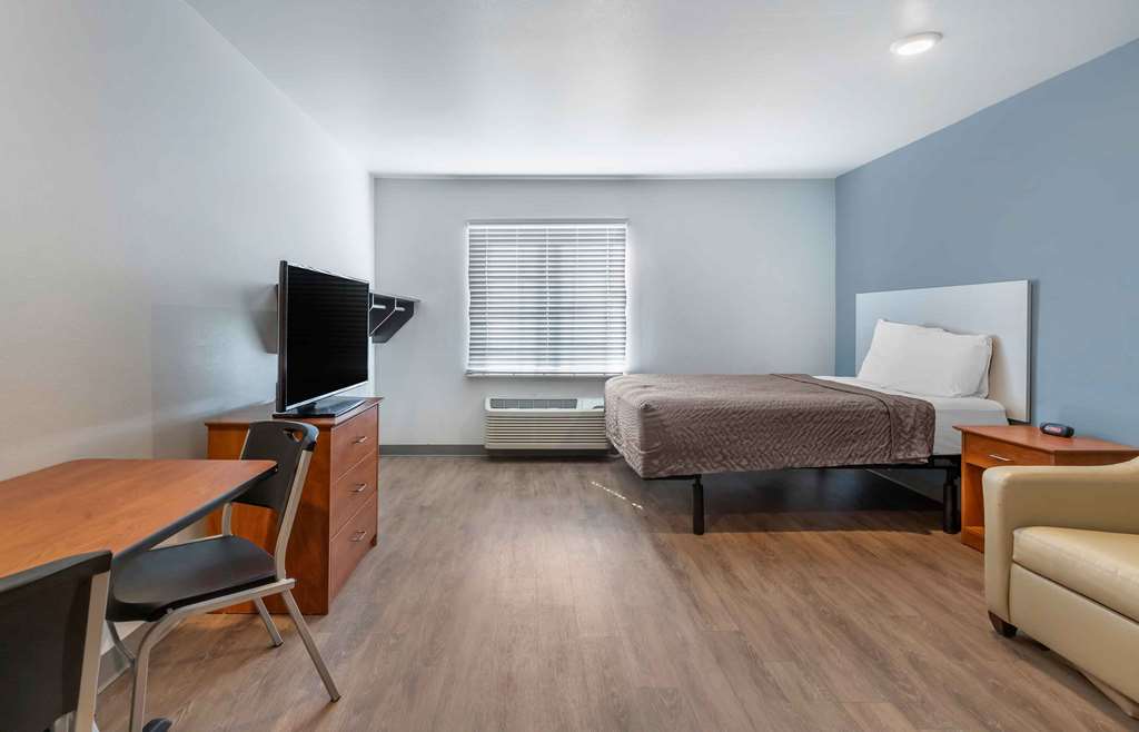 WoodSpring Suites Austin Northwest - photo 29