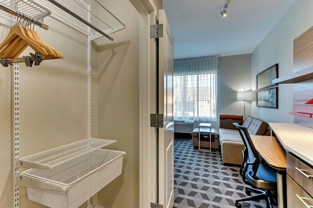 TownePlace Suites by Marriott Houston Northwest Beltway 8 - photo 17