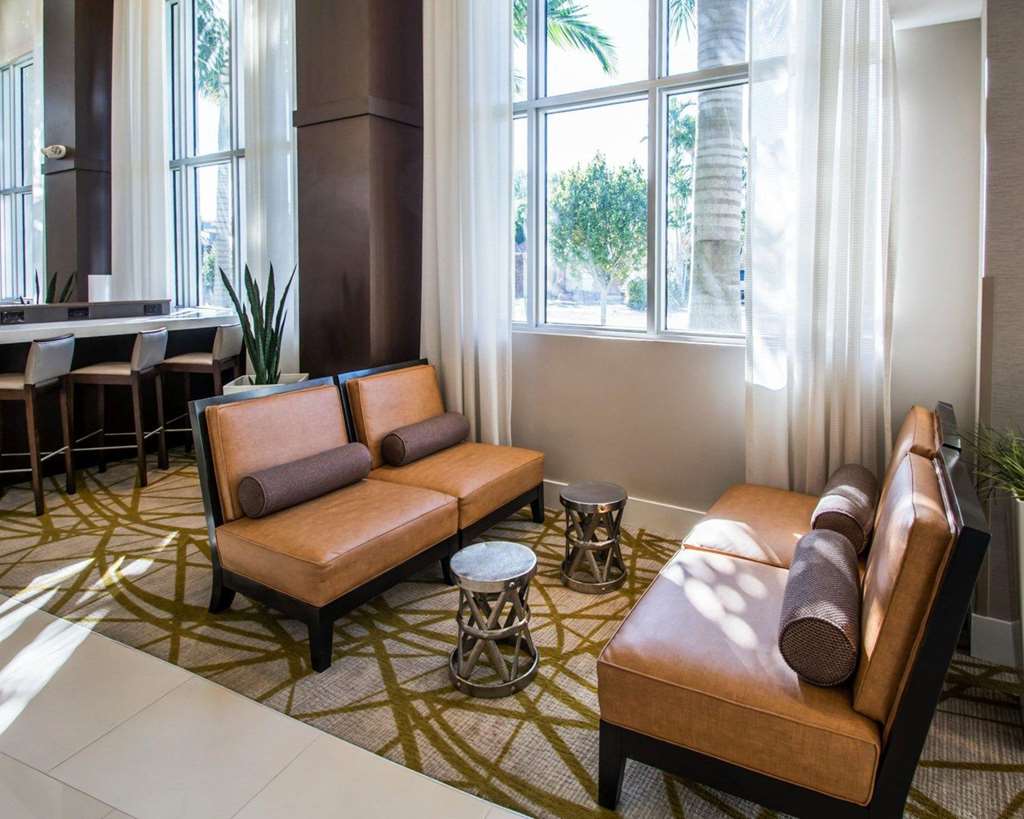 Comfort Suites Miami Airport North - photo 7