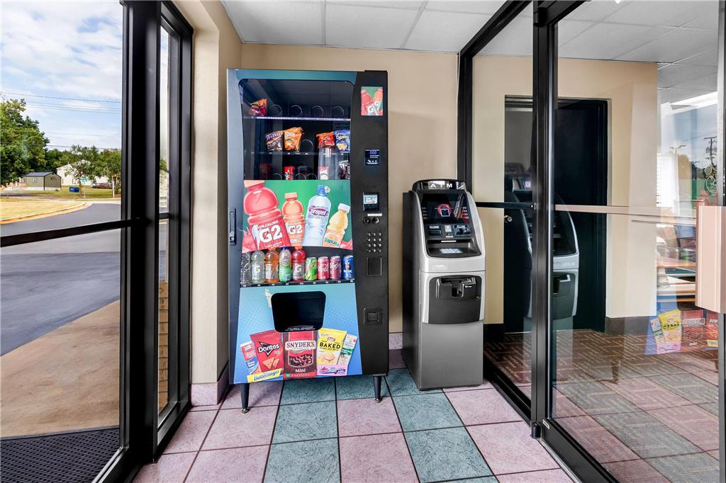 Super 8 by Wyndham Columbia - photo 43