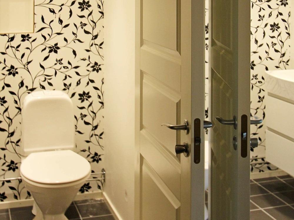 3 Bedroom Cozy Home In Svanesund — 4-Star Luxury Hotel in Svanesund, Sweden