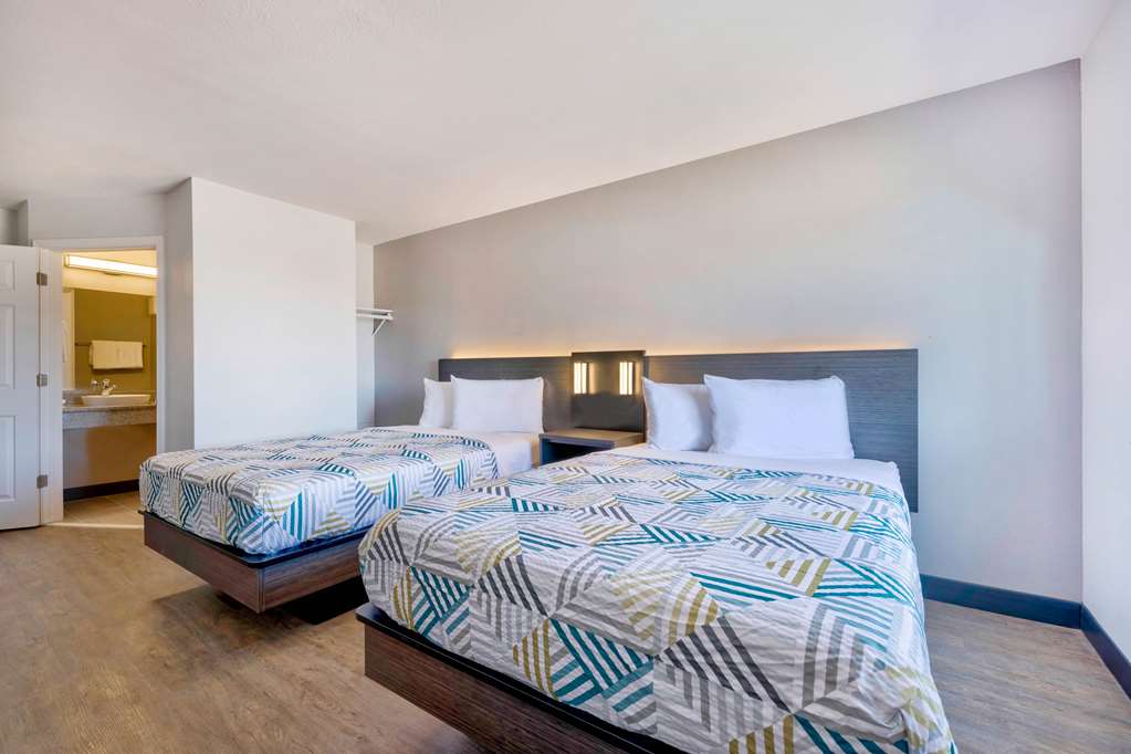 Motel6 Norman OK - photo 15