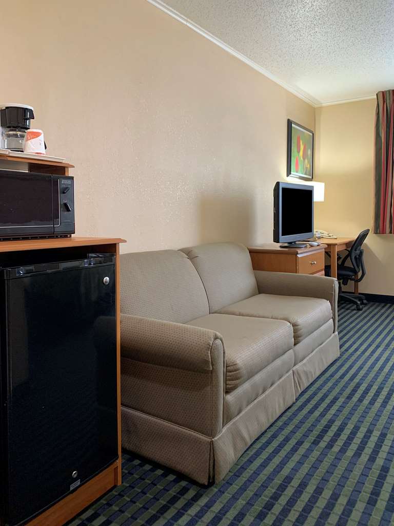Quality Inn Ottawa near Starved Rock State Park - photo 24