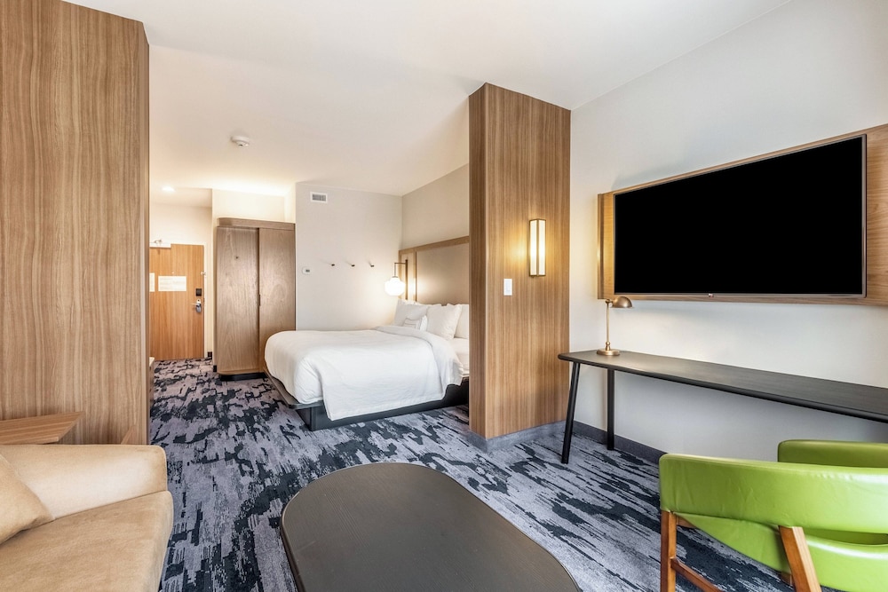 Fairfield Inn & Suites by Marriott Dallas DFW Airport North Coppell Grapevine - photo 10
