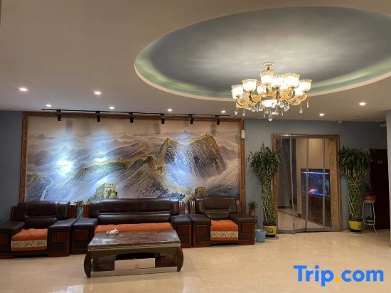 Jiapeng Hotel — hotel in Yanggu