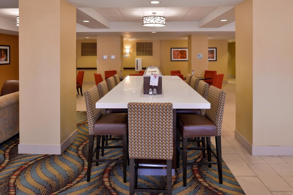 Holiday Inn Express Suites Page Lake Powell Area - photo 42