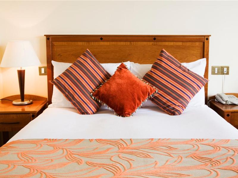 Celtic Ross Hotel
