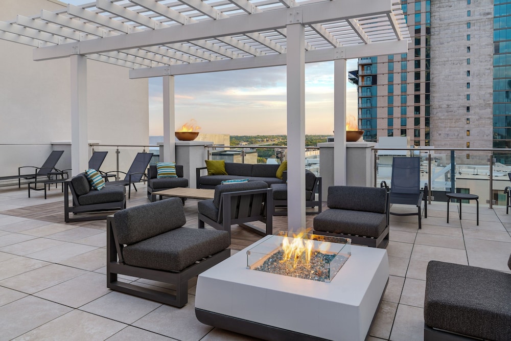 Fairfield by Marriott Inn & Suites Austin Downtown - photo 45
