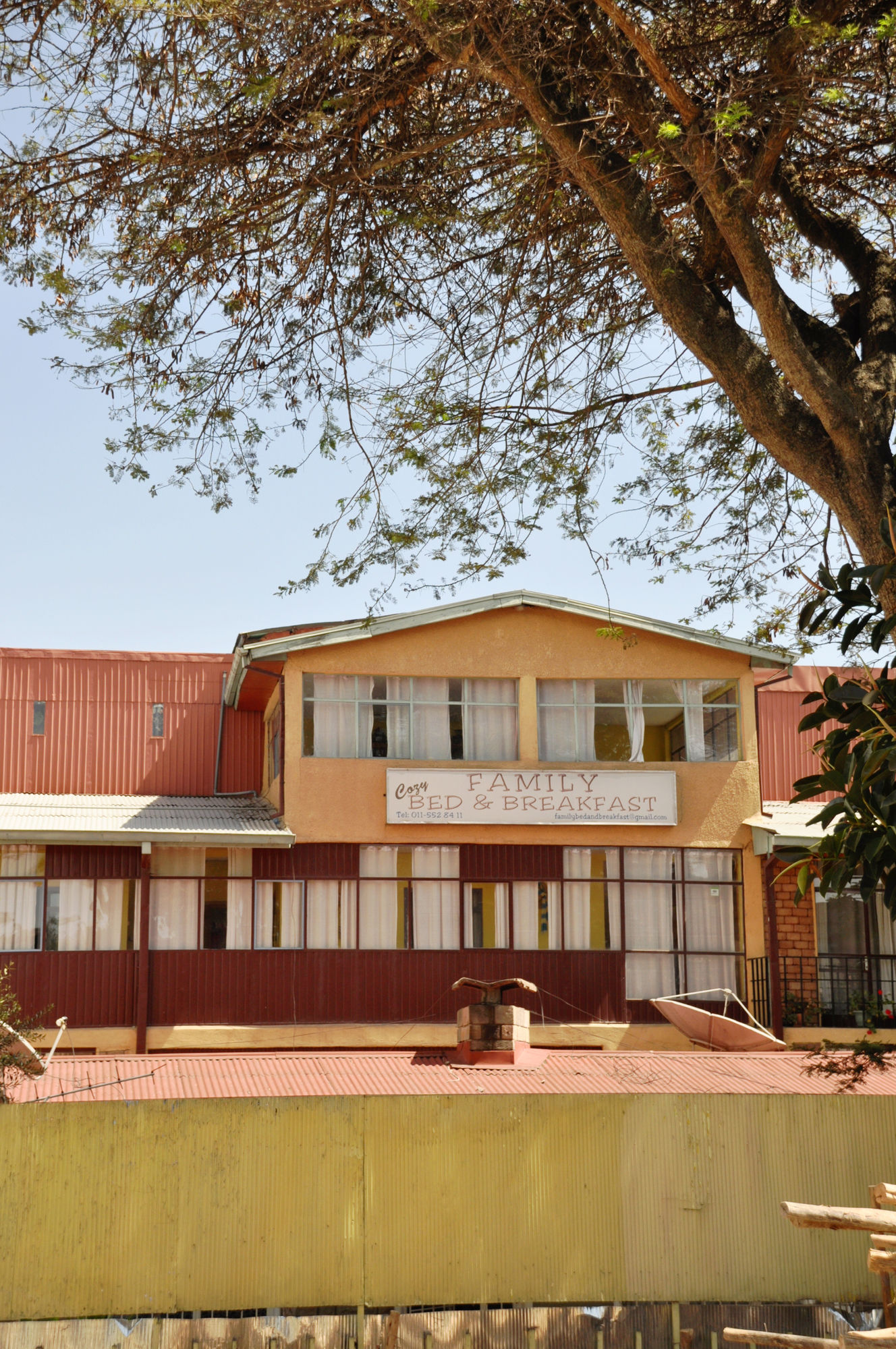 Family Cozy Bed & Breakfast