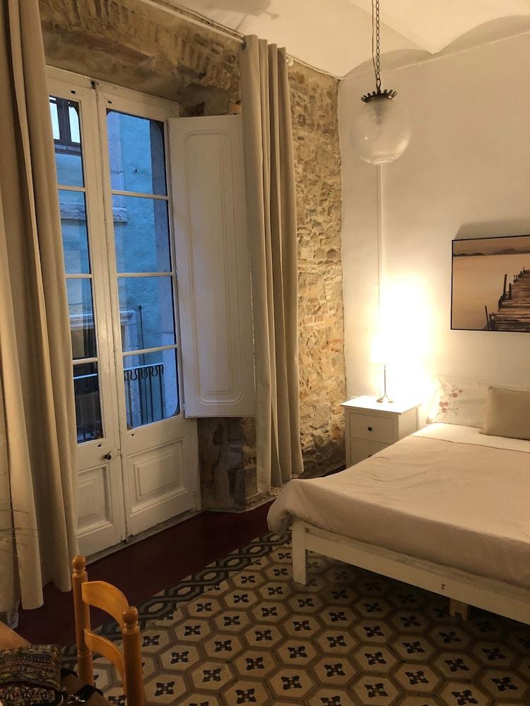 B&B Placa Bell Lloc — Girona — photo 5
