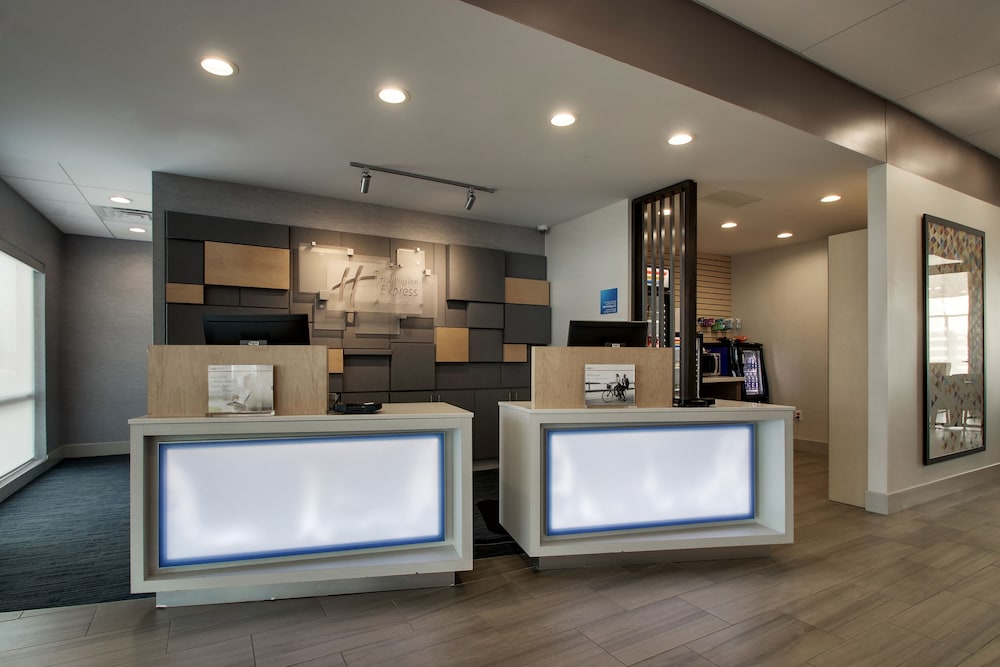 Holiday Inn Express & Suites Mount Vernon by IHG - photo 47