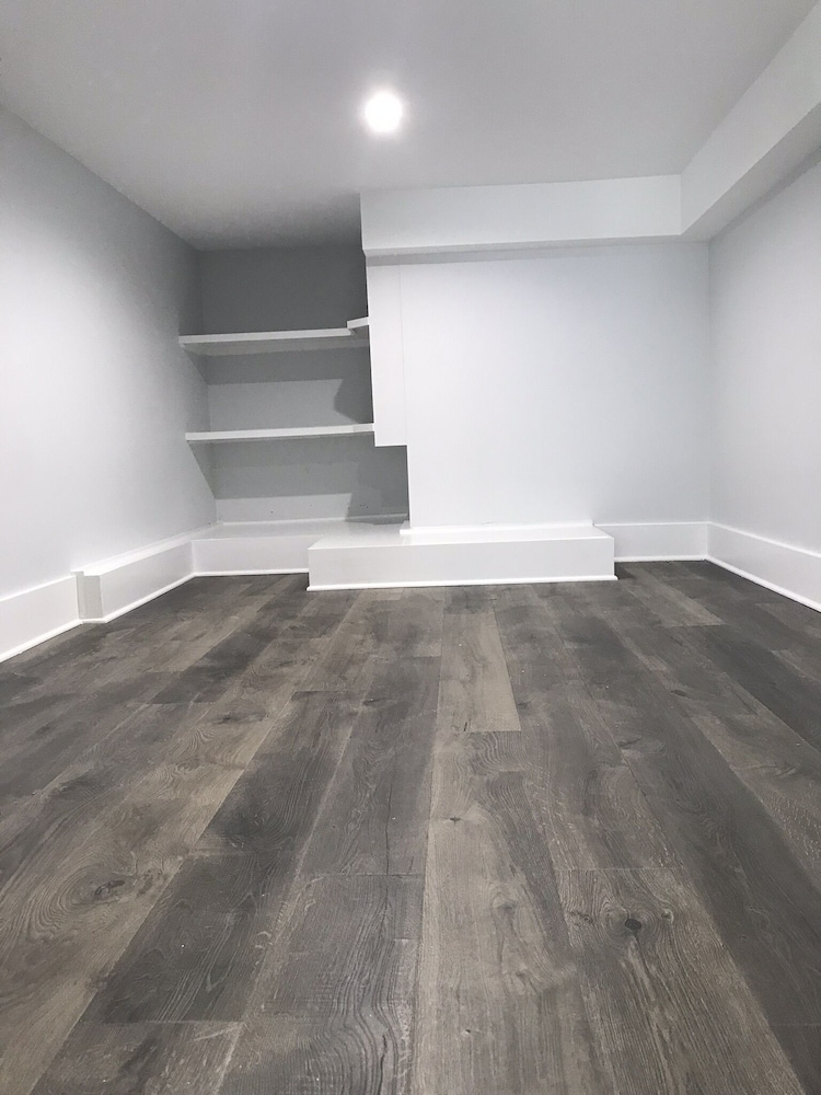 Luxury Unit on 12th South - photo 9