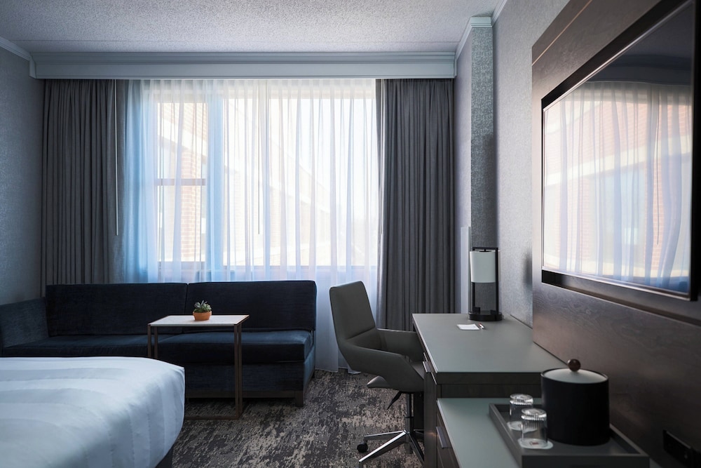 Courtyard by Marriott Chicago at Medical District UIC - photo 15