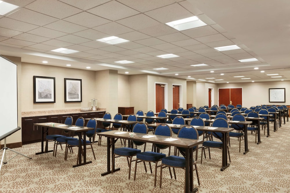 Hampton Inn Long Island Brookhaven - photo 41