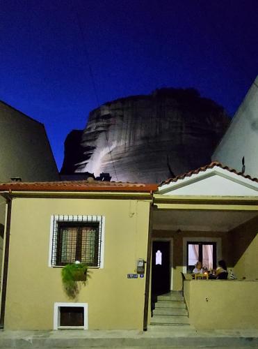Meteora Mary’s mansion — Kalampaka — photo 4