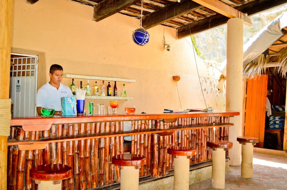 Sports bar