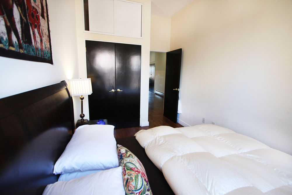 Luxury Suites Lenox Ave - photo 2