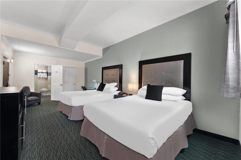 Quality Inn Philadelphia Center City - photo 32