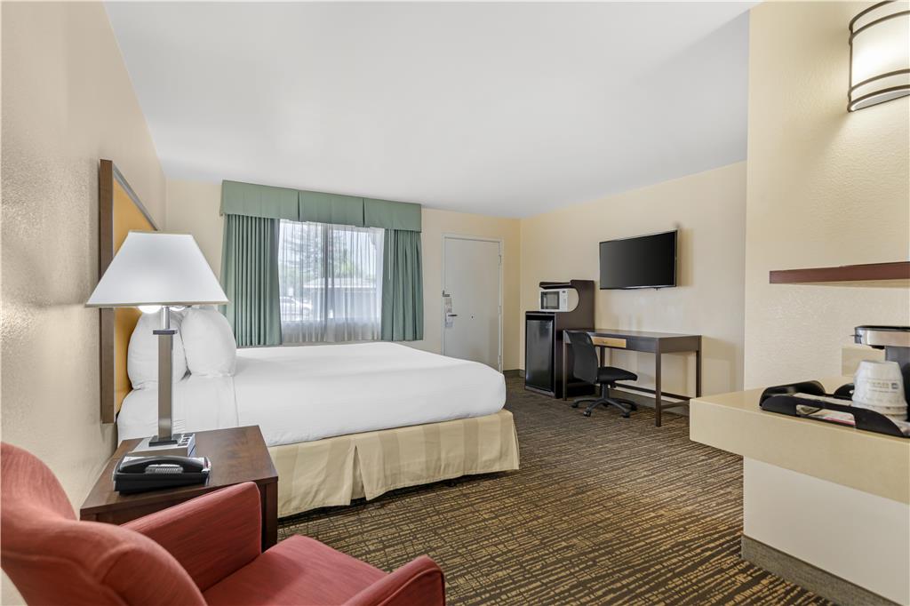 Best Western Petaluma Inn - photo 31