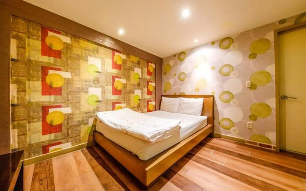 Daegu Dongdaegu Station Amore - carbon neutral hotel in Daegu